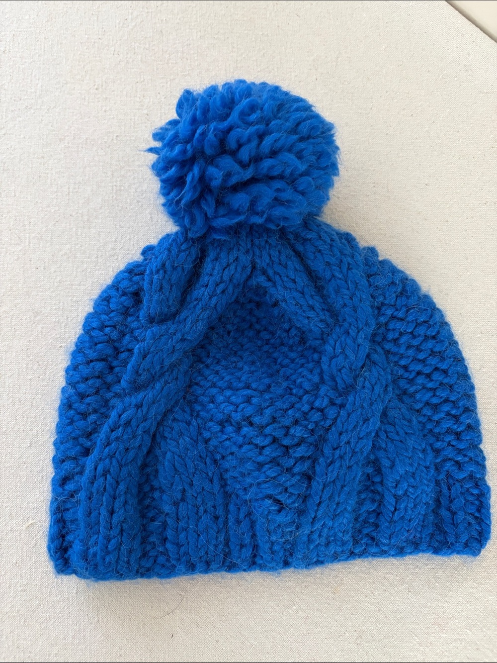 Chunky Cable-Knit Pom Beanie - Blue